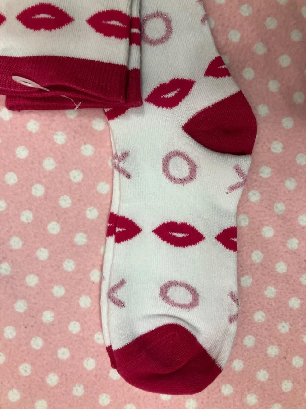 Hugs & Kisses Knee Socks M